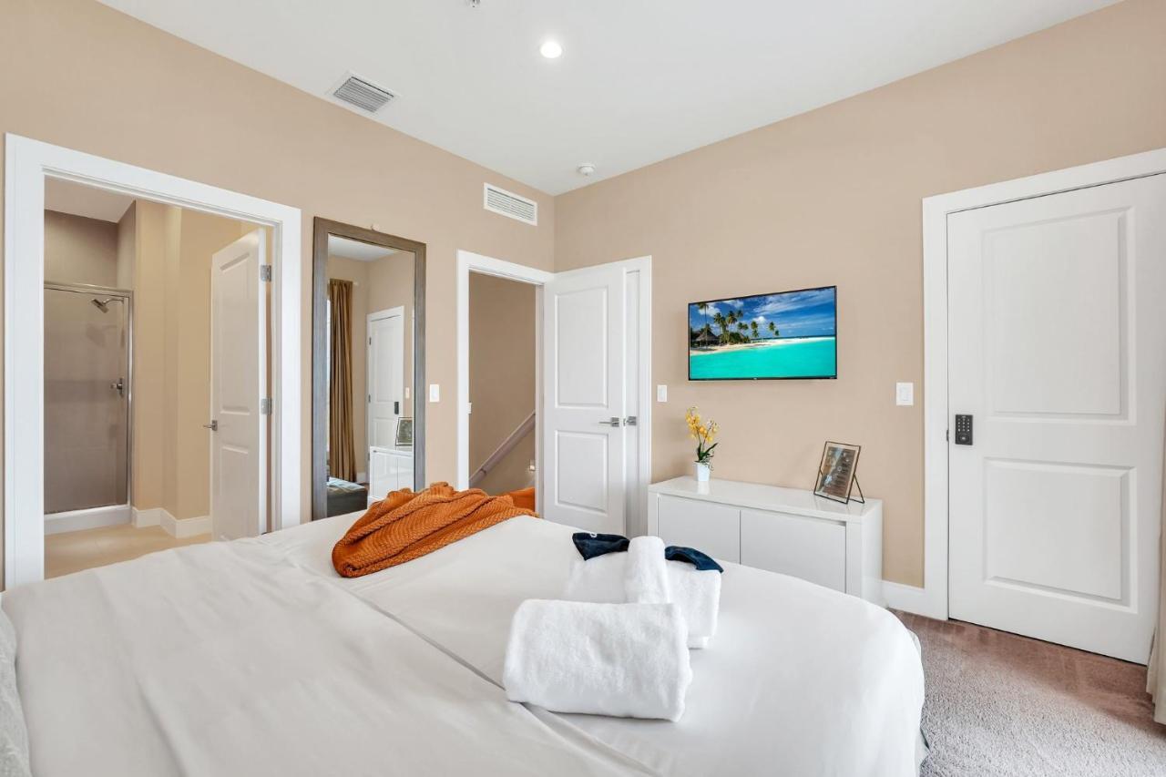 Luxury Villa Less Than A Mile From Disneyworld -Bonus Elevator- Орландо Екстер'єр фото